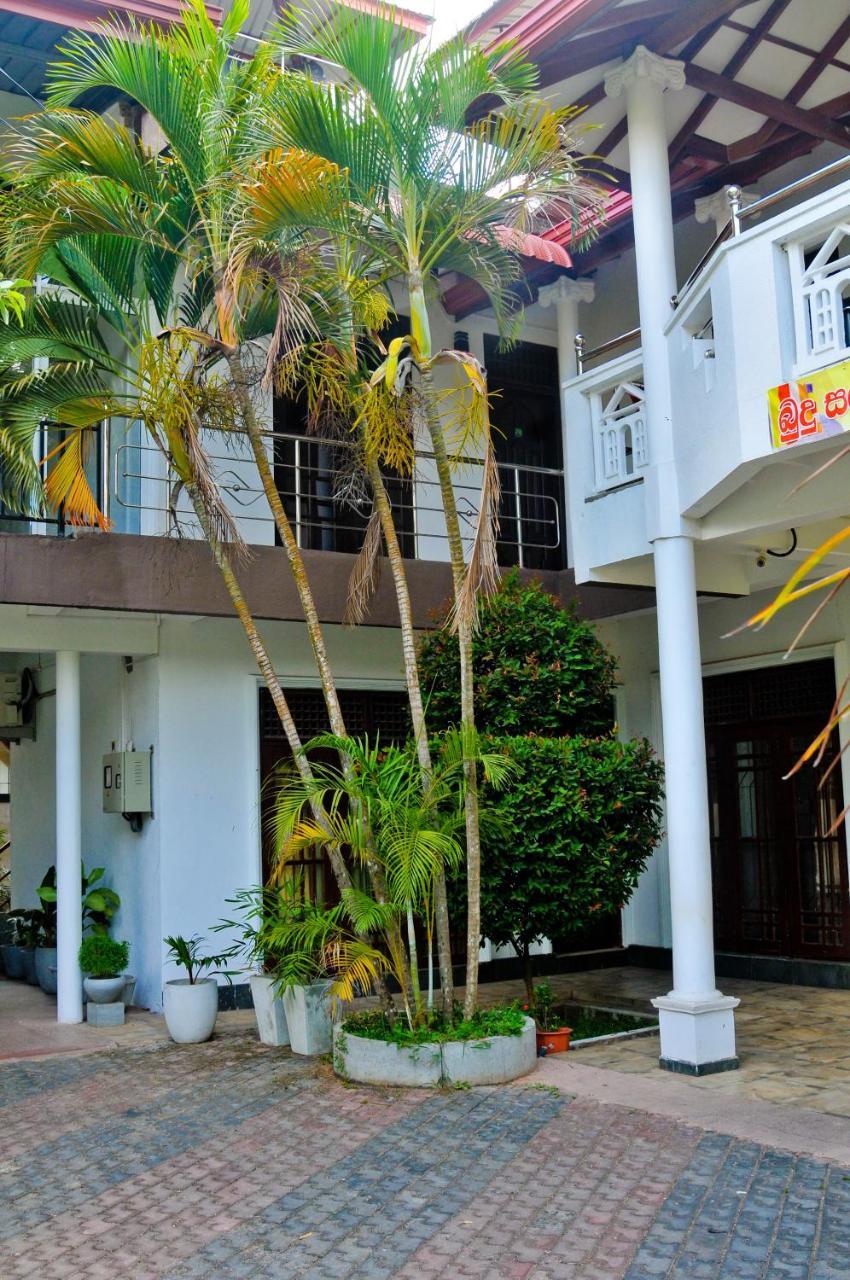 Myr-O Homestay Kombichankulama Exterior foto